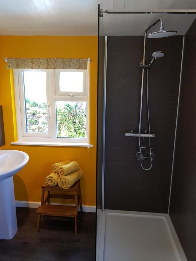 The Old Potting Shed With Hot Tub. Colan, Newquay. Apartment New Quay Екстериор снимка